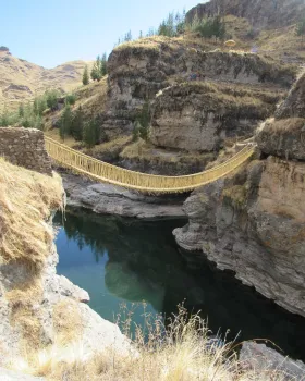 Puente de Queswachaca en Cusco | Mandalas Peru Travel