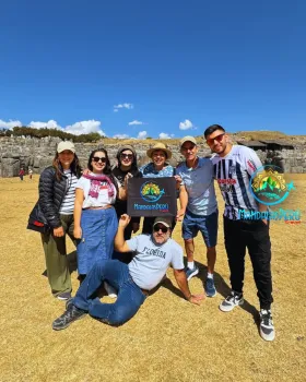 turistas-en-saqsayhuaman | Mandalas-Peru-Travel