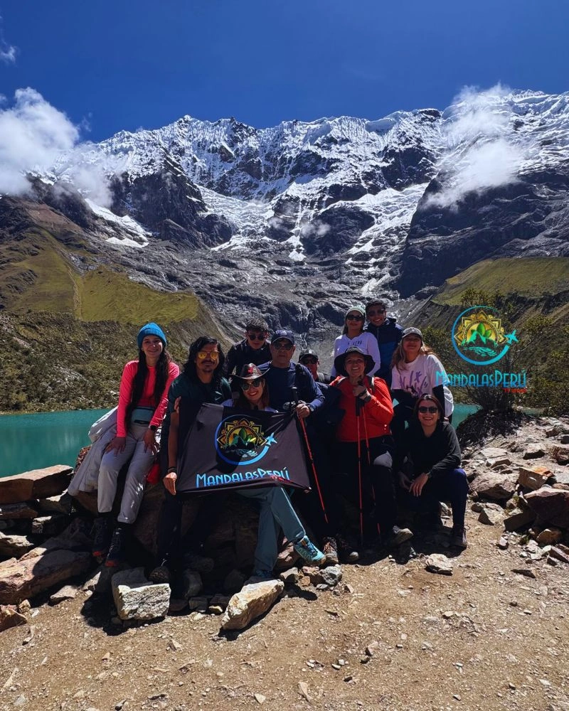 Laguna Humantay Donde la naturaleza pinta con magia