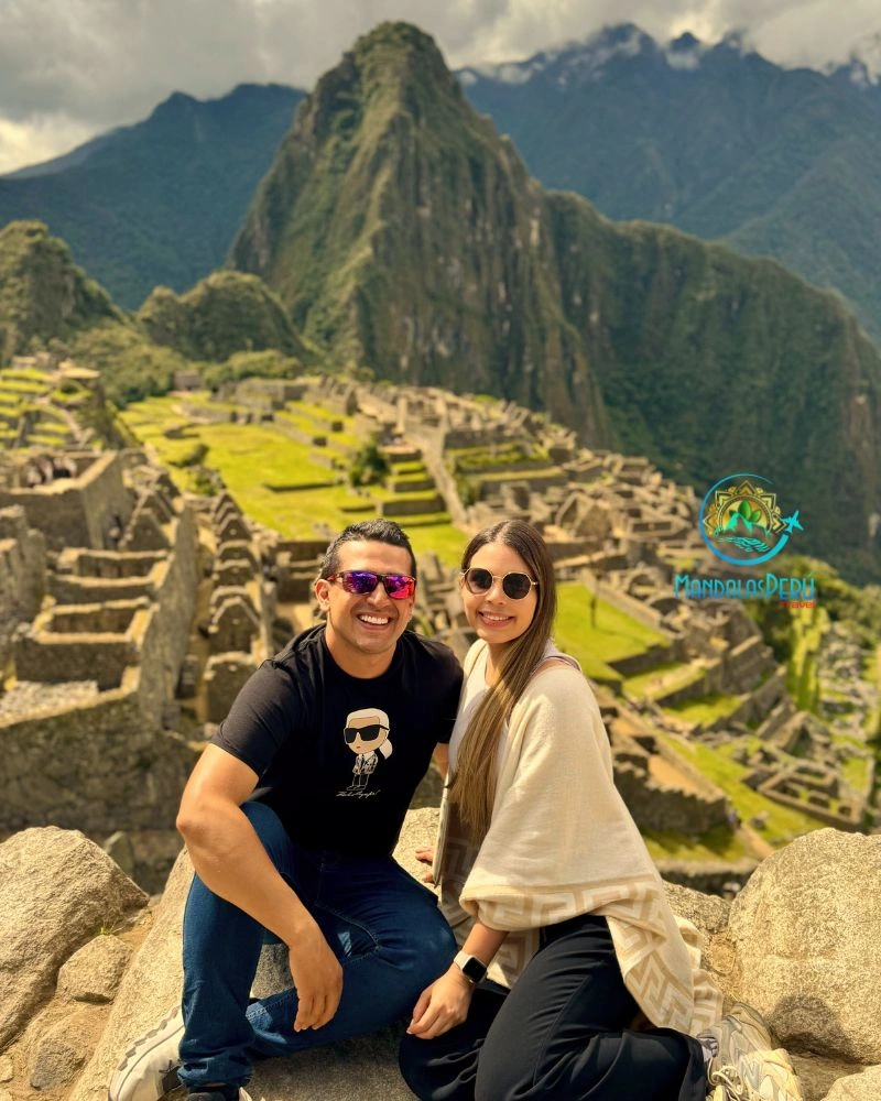Magia entre nubes y montañas Machu Picchu