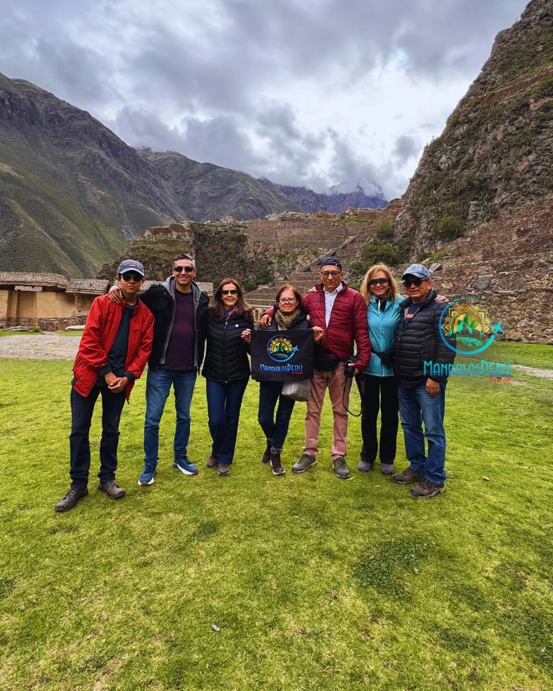 Valle Sagrado de los Incas Colores, tradiciones y paisajes que enamoran