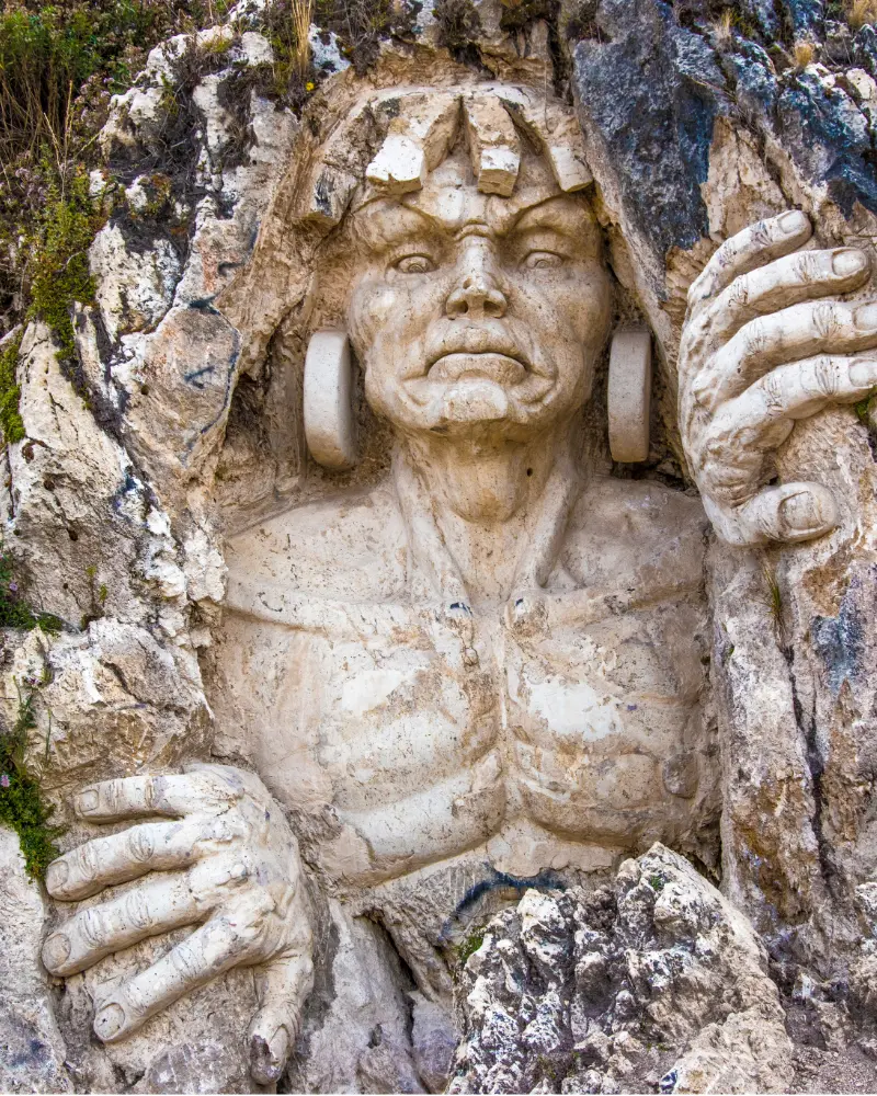 tallados de la morada de los dioses