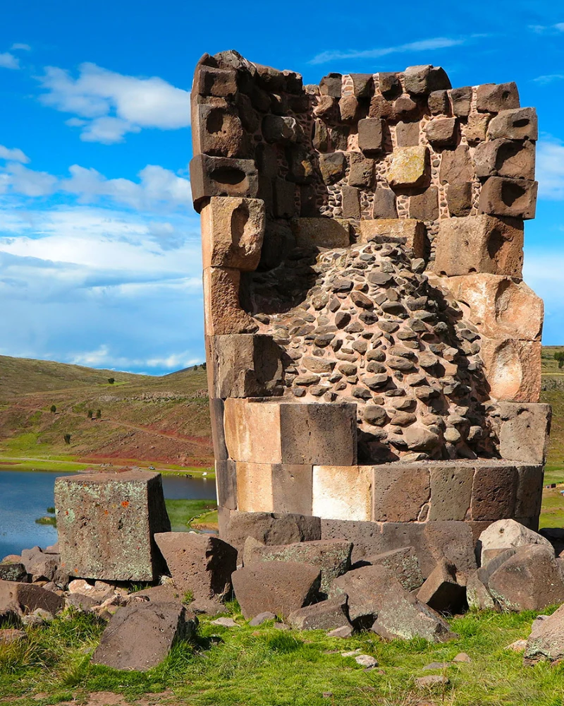 TOUR SILLUSTANI