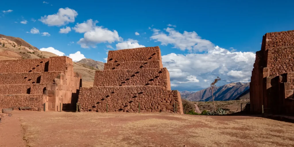 cultura Wari en Perú arquitectura y legado preincaico en Cusco