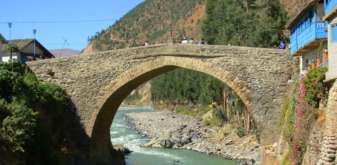 pueblo de paucatambo